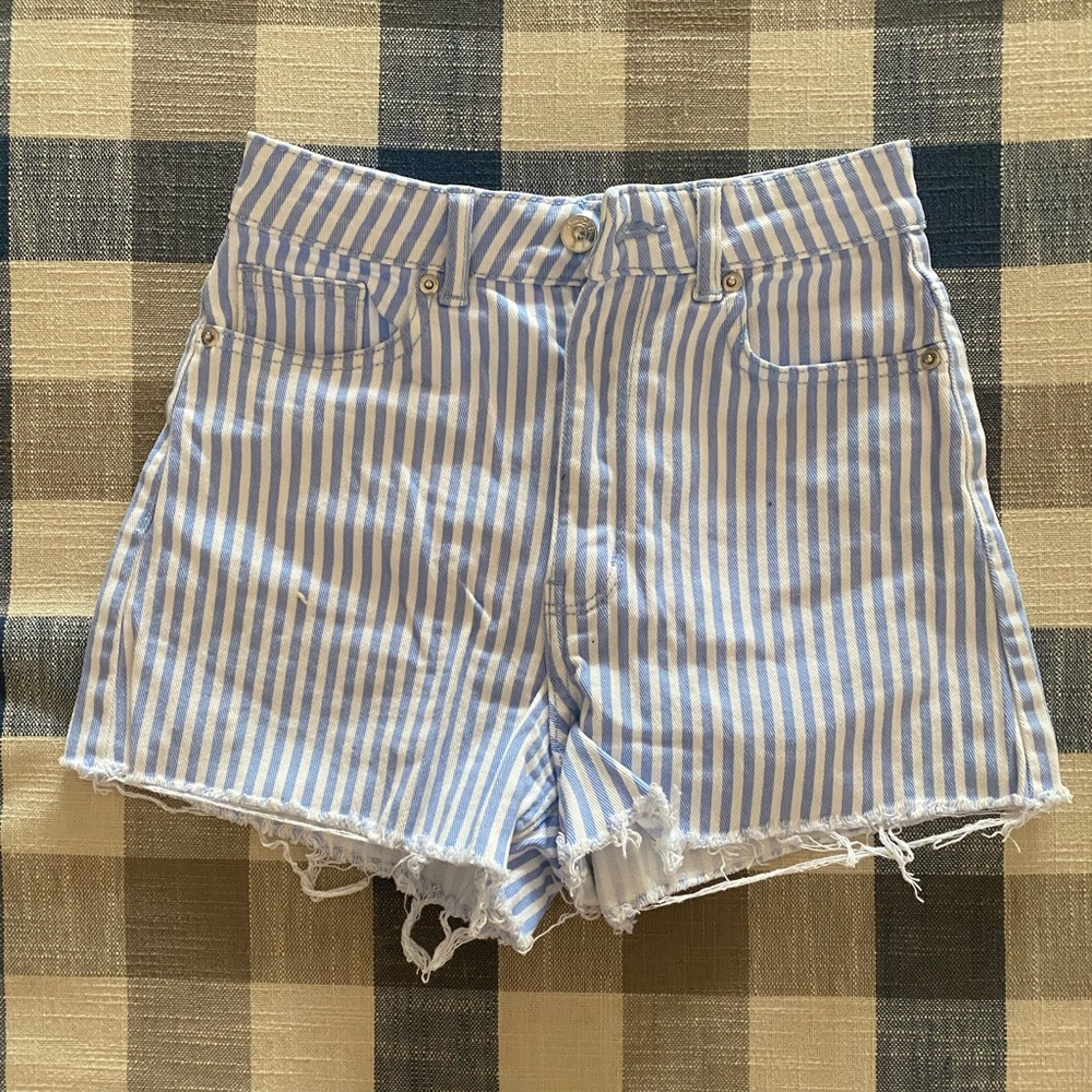 H&M Divided women’s shorts cropped size 0